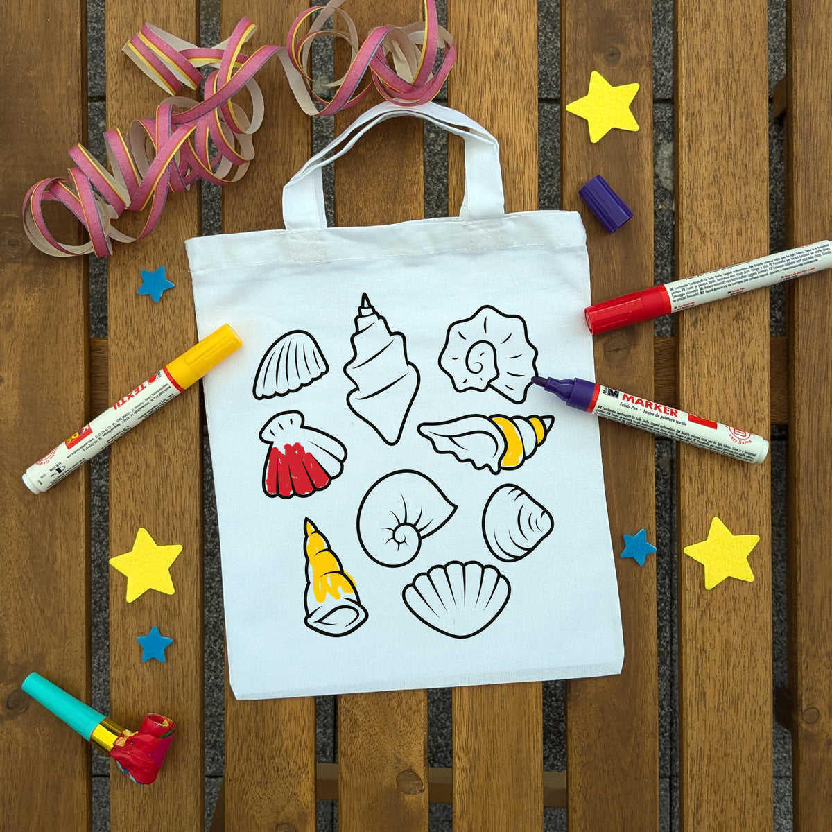 Strandmuscheln Ausmaltasche für Kinder, bunt ausgemalt