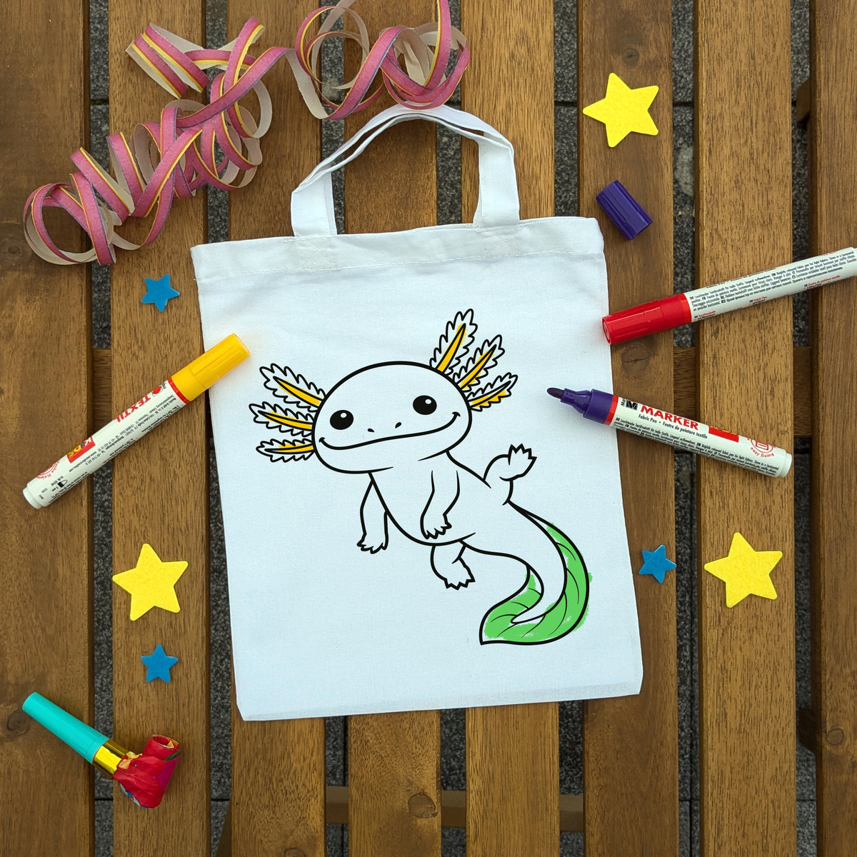 Axolotl Ausmaltasche für Kinder, bunt ausgemalt