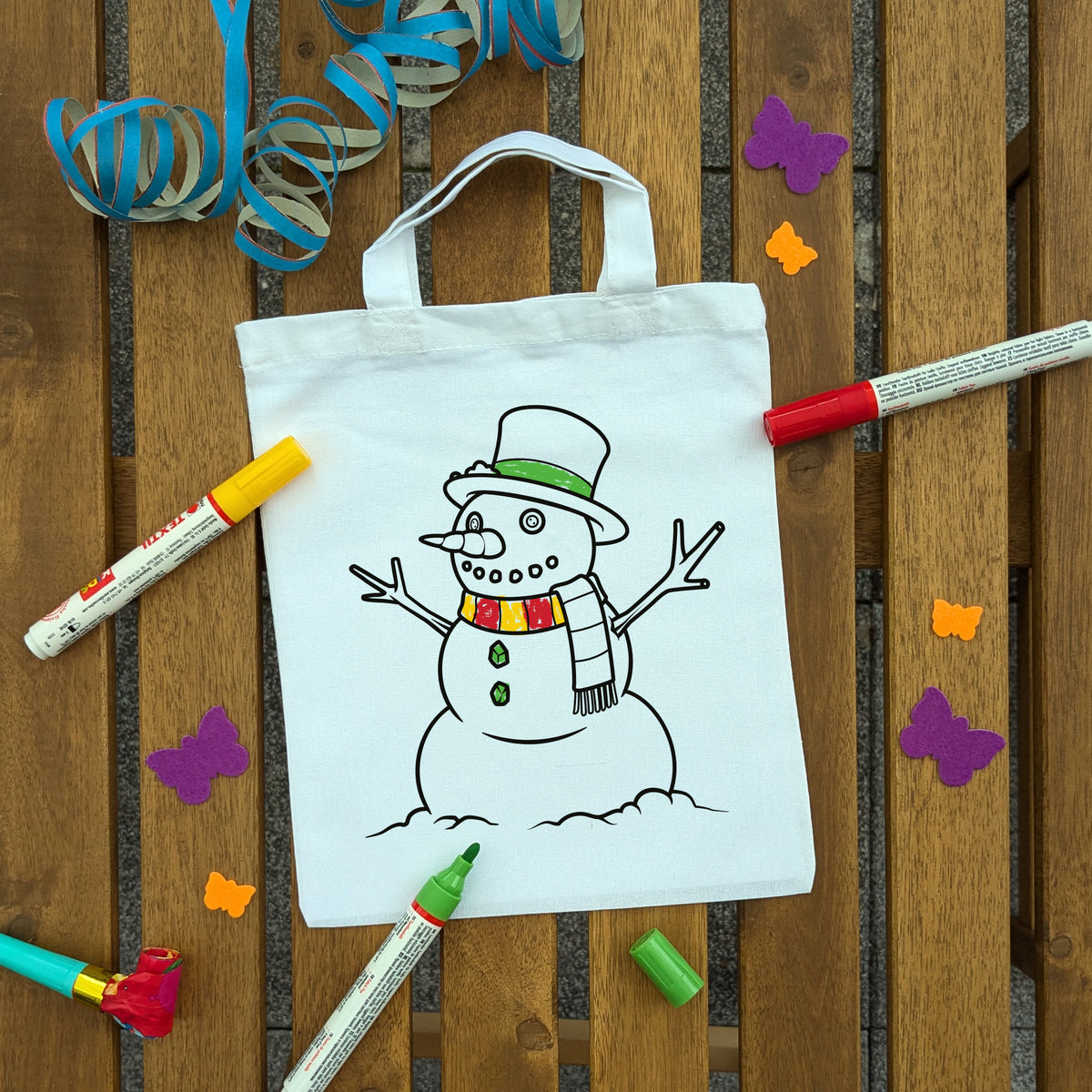 Schneemann Ausmaltasche für Kinder, bunt ausgemalt